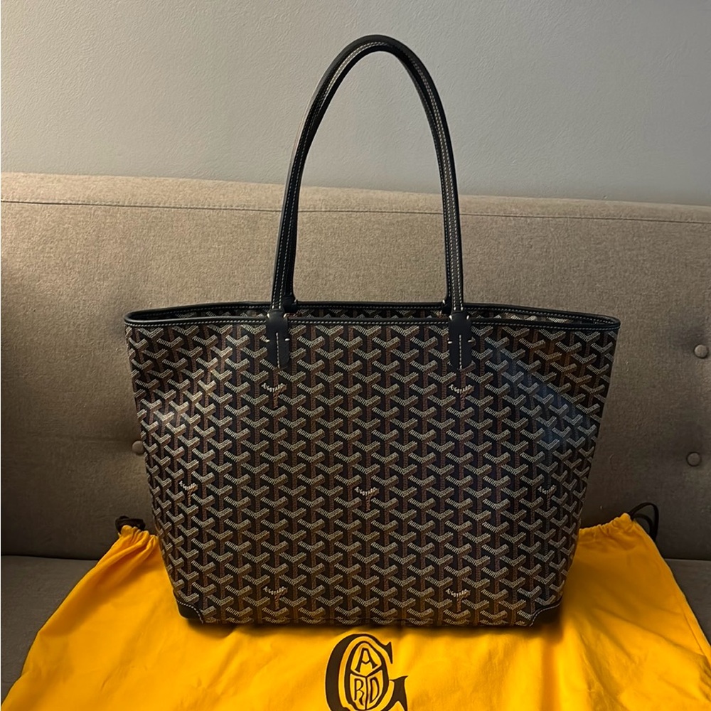 Goyard Artois MM Navy